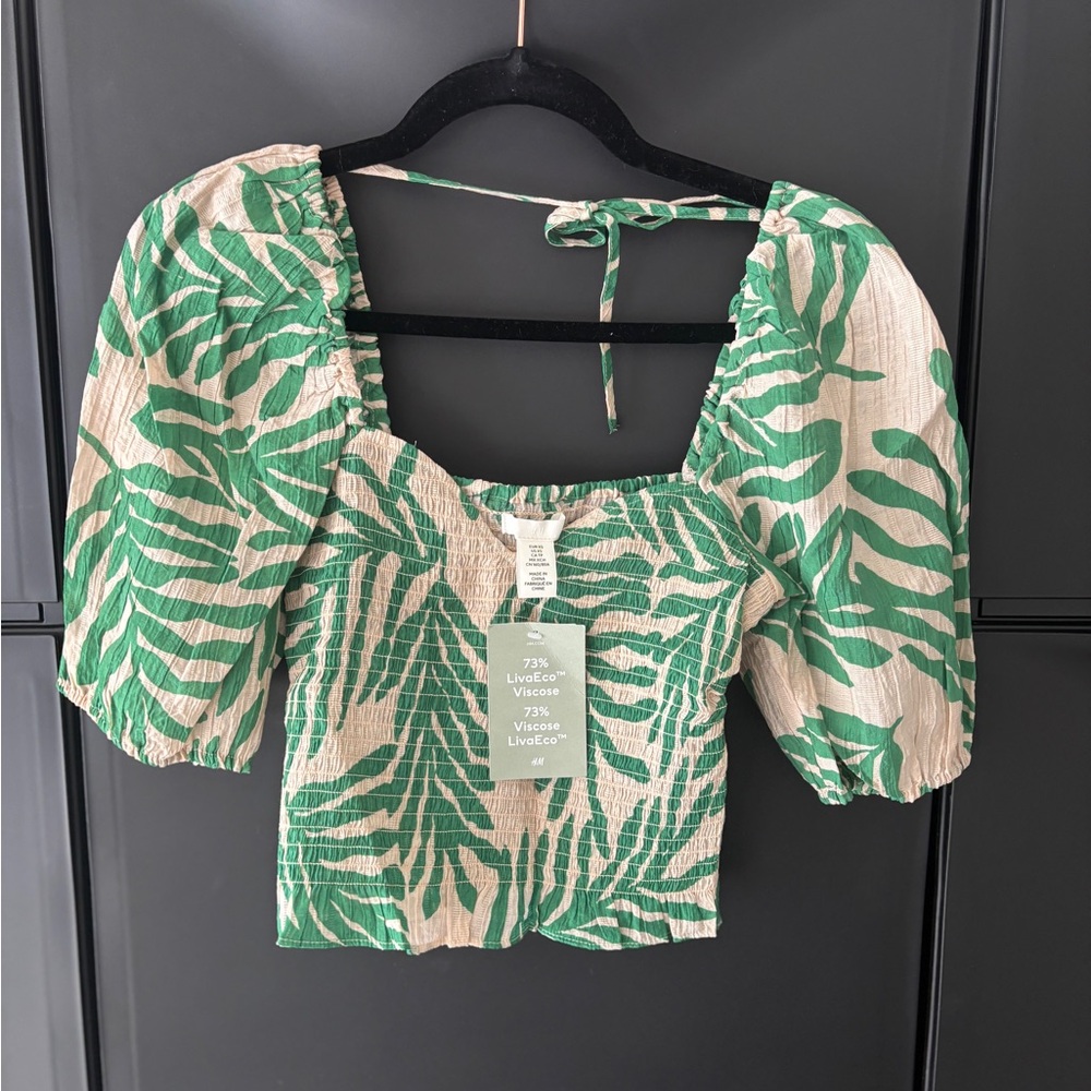 H&M Green and Cream Leaf Print Blouse